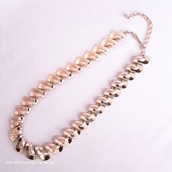 Statement Choker Necklace Gold Tone Chunky Links - Picture 3 of 12